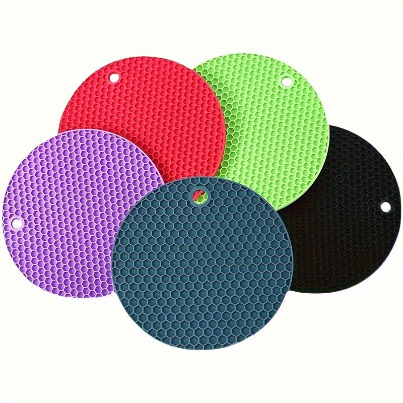 

3/6pcs Silicone Heat Resistant Pads, Non-slip Washable Desk Mats, Silicone Material, With Hexagon Design For Kitchen, Bbq, Cooking Accessories