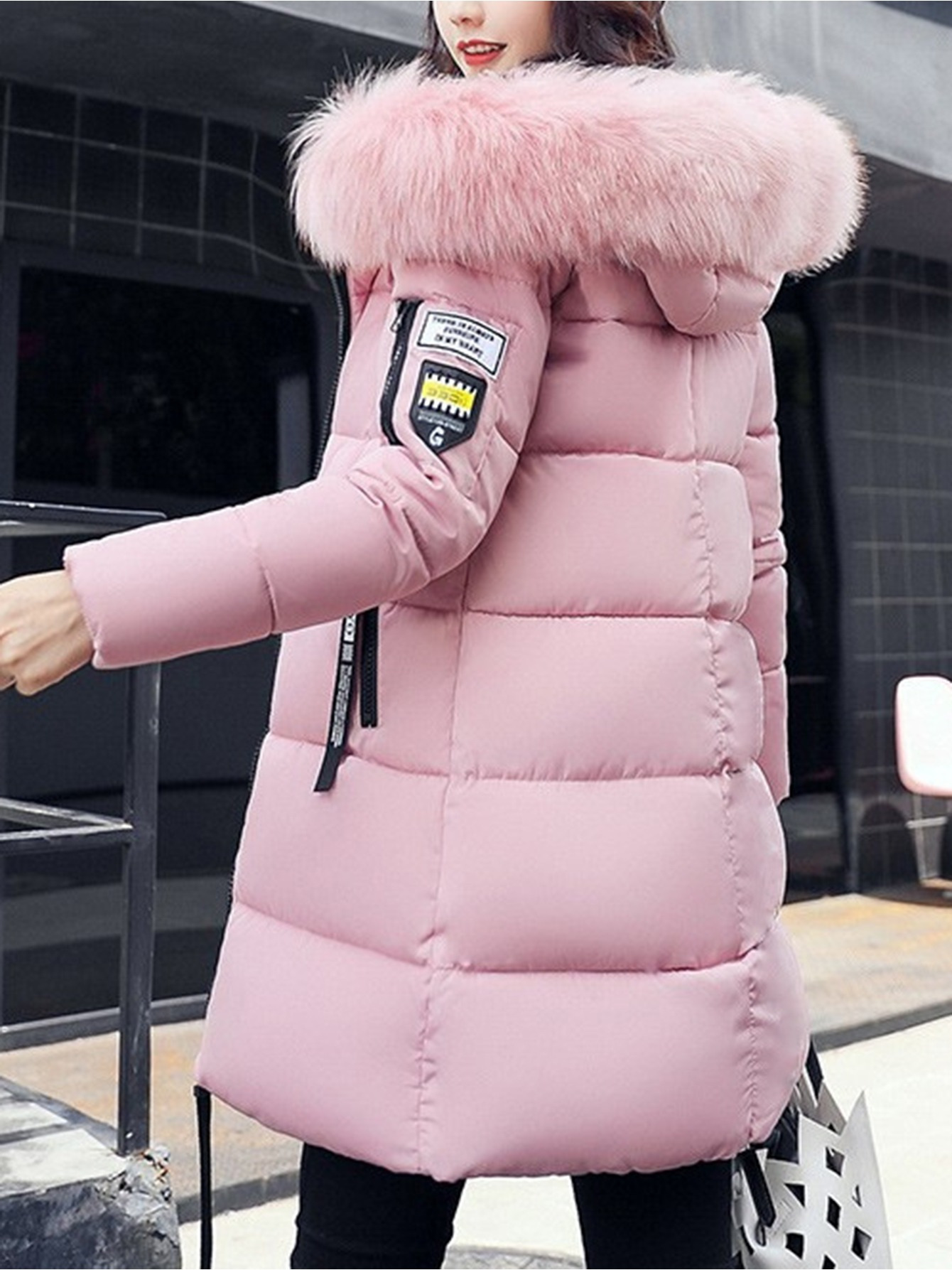 Women's Winter Coat Details