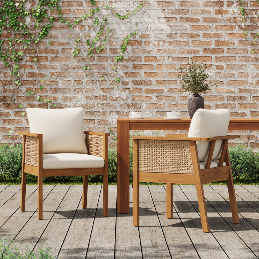 Set of 2 Outdoor Acacia Wood Dining Chairs - Patio Armchair with Natural Rattan Backrest, Cream Washable Cushion, Non-Slip Feet for Backyard Poolside Garden