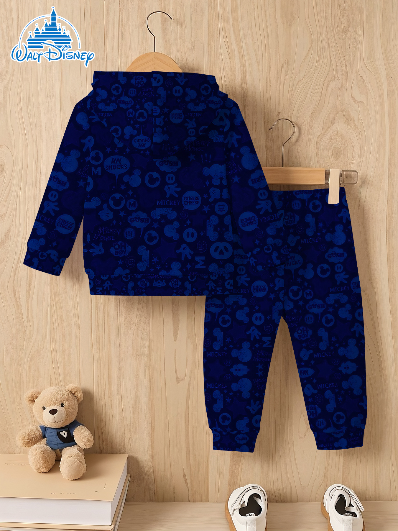 2-Delige Kinder Set met Disney Klassieke Karakters Reunion-Thema Digitale Print, Lange Mouwen Hoodie en Joggingbroek Set, Comfortabel Stof, Geschikt voor Herfst en Winter, Casual Sportkleding, Ideaal voor Buiten