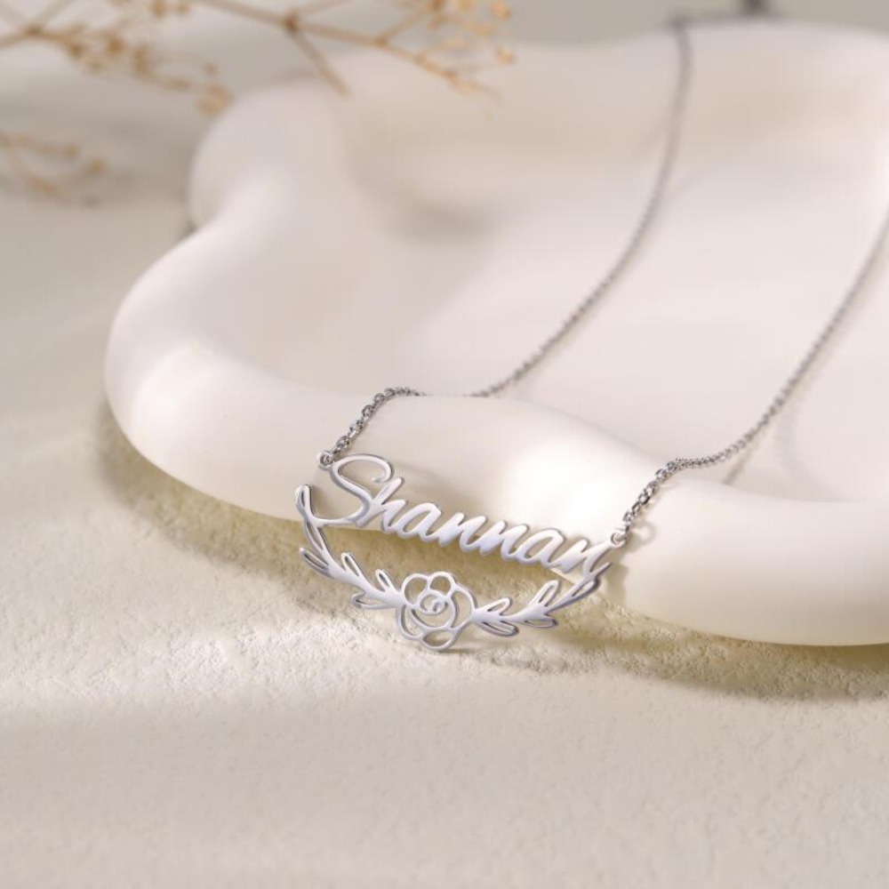 Custom Rose Name Pendant Necklace — Personalized Gift