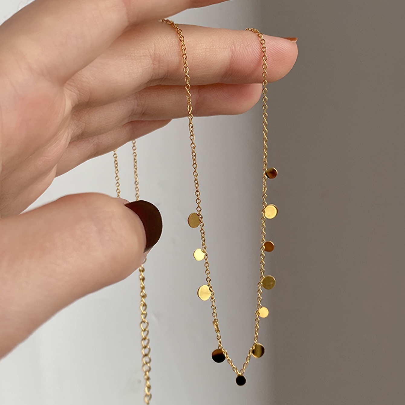 TEMU 1pc Women's 18k Golden Plated Stainless Steel Necklace | Round Bead Chain Design, Elegant Jewelry For Daily Wear And Vacation, Versatile All-year Accessory, Number Of Pendants Random