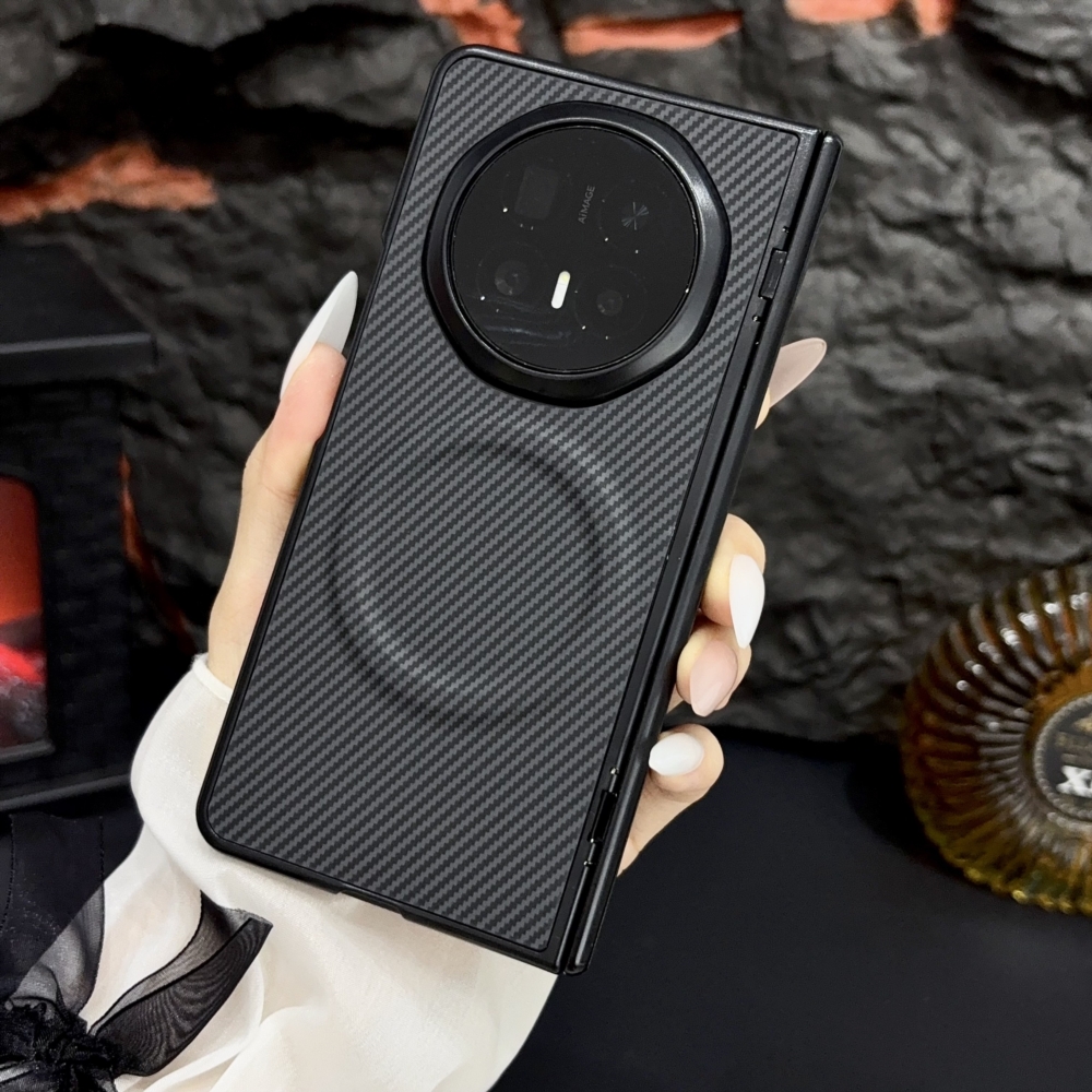 Phone Case: Carbon Fiber Magnetic Folding Case for Honor Magic V3/V5/V6, Full-Coverage Drop-Proof Phone Cover 9 Phone Case: Carbon Fiber Magnetic Folding Case for Honor Magic V3/V5/V6, Full-Coverage Drop-Proof Phone Cover
