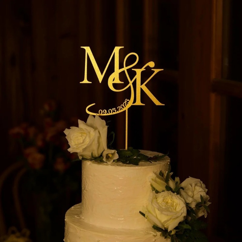 E-shop Personalisierter Spiegel-Acryl-Kuchen-Topper mit Initial Uhrzeit, geeignet für Hochzeiten, Valentinstag, Jahrestage. Sie können Ihren Kuchen