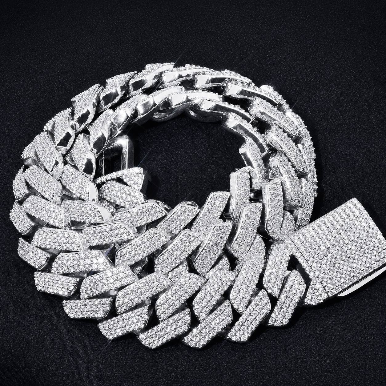 925 Sterling Silver Cuban Chain Necklace with Moissanite
