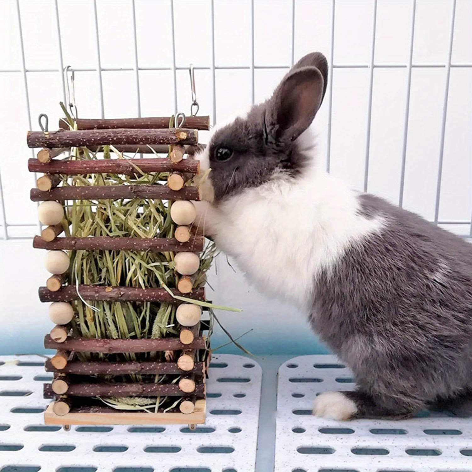 

Wooden Hanging Hay Feeder & Toy For Small - Applicable For , Rabbit, Guinea Pig - Apple Wood Biting Resistance & For