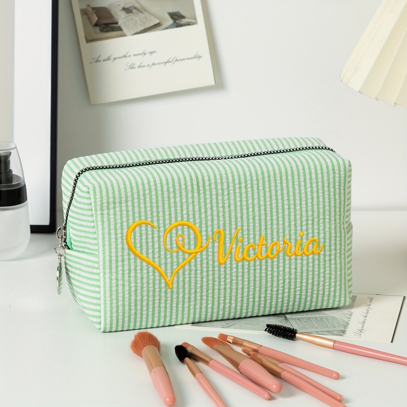 TEMU Bolsa a rayas personalizada con bordado y -- Neceser de maquillaje portátil multicapa con compartimentos, organizador de artículos de tocador