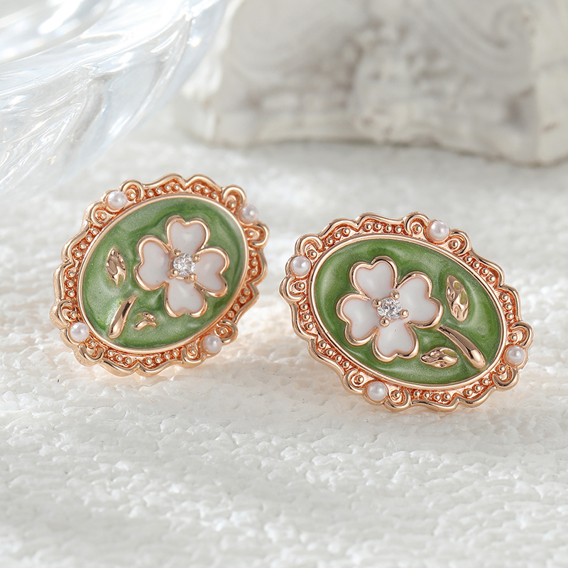 Women's Elegant Retro Green Enamel Floral Oval Stud Earrings