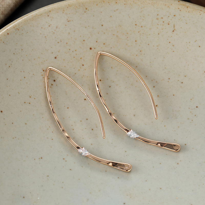 TEMU Boucles d'oreilles pour femme à crochet en cuivre, design minimaliste à et enroulement , cool et pour les quotidiens