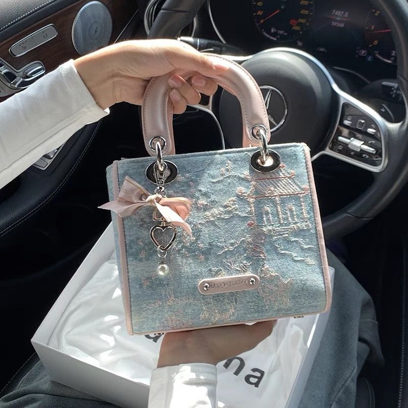 Hot Selling Chinese Color Block Inspired Women's Bag with Elegant Design, Multifunctional Handbag, Fashionable Color Block Splicing, Large Capacity Mobile Phone Cosmetics Storage Bag, Portable Multifunctional Daily Storage Bag