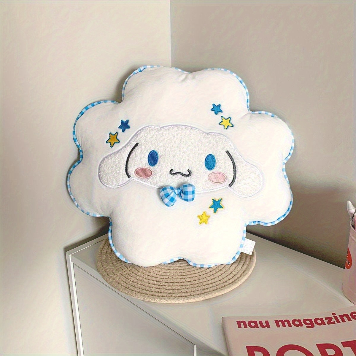 Image of Y2k Cinnamon Dog Flower Cushion & Petal Pillow - Soft Polyester Zipper Closure Suitable For, Bed, Sofa, Travel - Cinnamon-themed Character Design With Flower-shaped Pillowcase, Hand Washable For Room
