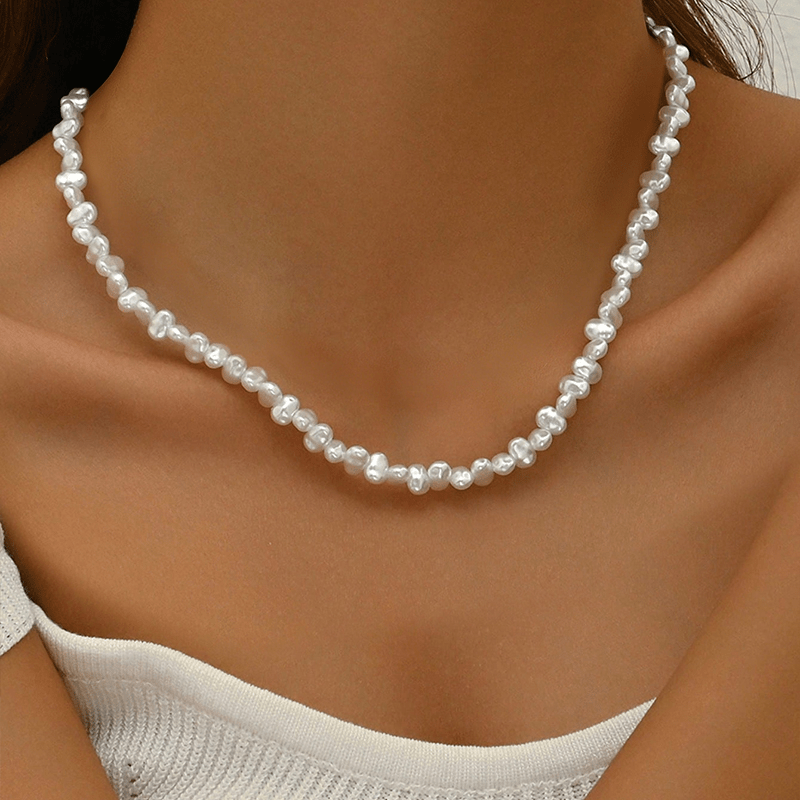 E-shop Damen-Choker-Halskette aus plattiertem Harz mit unregelmäßigen Perlen – Geeignet für den Sommerstrand, alltägliche Kombinationskette,