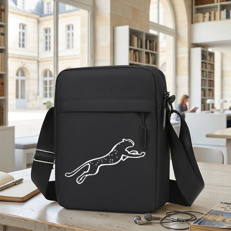 TEMU 1 sac bandoulière pour homme avec imprimé Jaguar sautant, sac de randonnée léger, sac de transport polyvalent, tissus de haute qualité, design