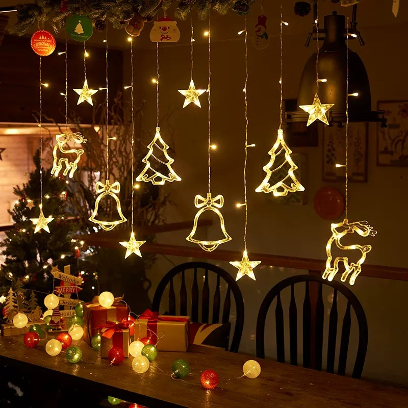 How to Decorate With String of Reindeer Lights: Festive Ideas