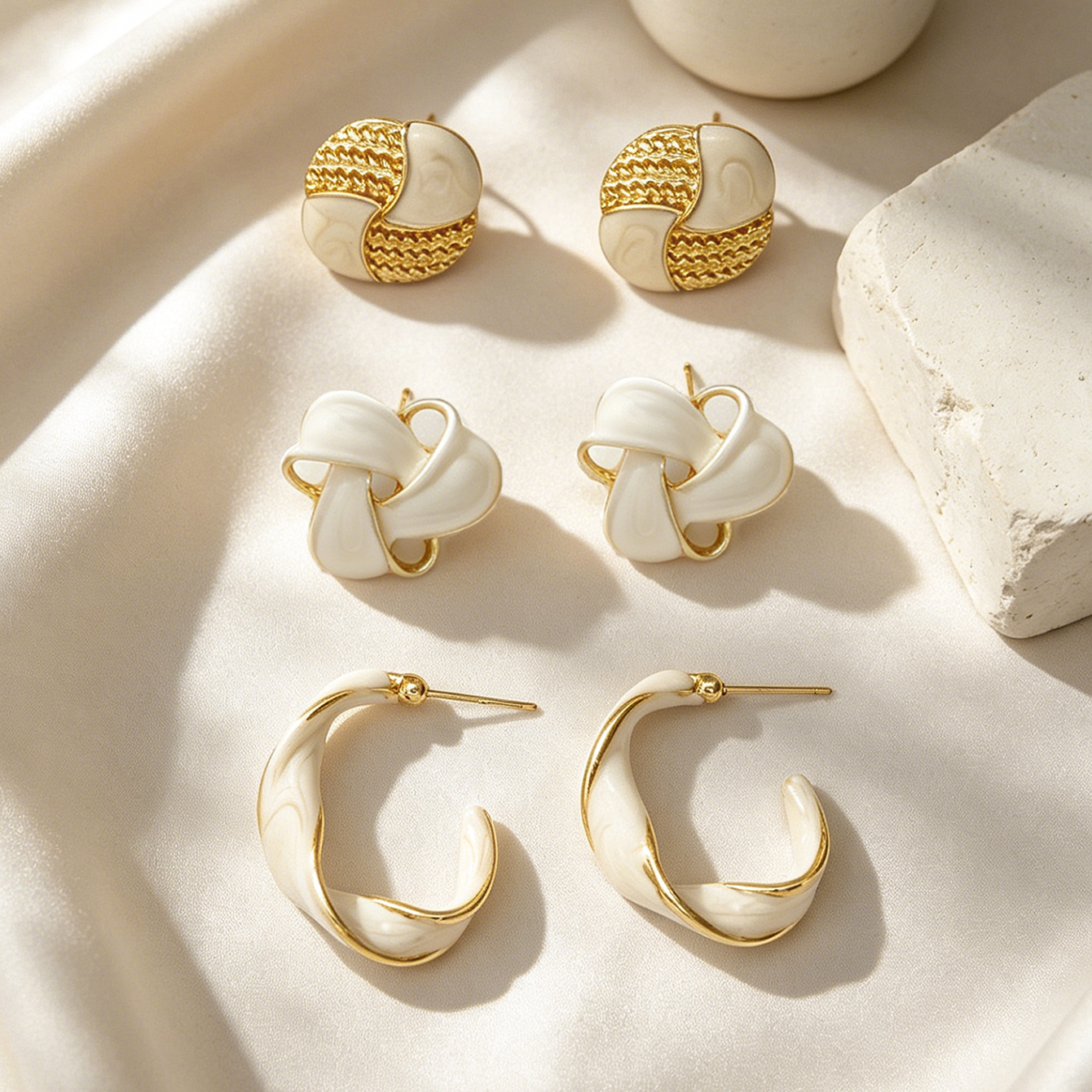 TEMU 6pcs 3 Pairs Exquisite White Geometric Hoop Flower-shaped Women's Fashion Stud Earrings Set, Niche Luxury Vintage Elegant Classic Versatile,