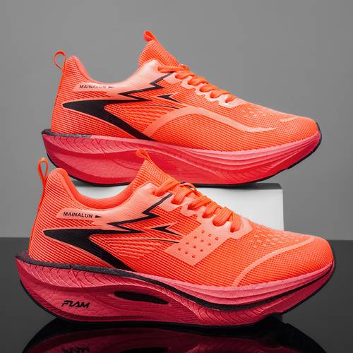 item picture fashionable multifunctional mens road running shoes anti slip and wear resistant sneakers breathable insoles lightweight design of upper and sole suitable for indoor vacation and daily casual wear