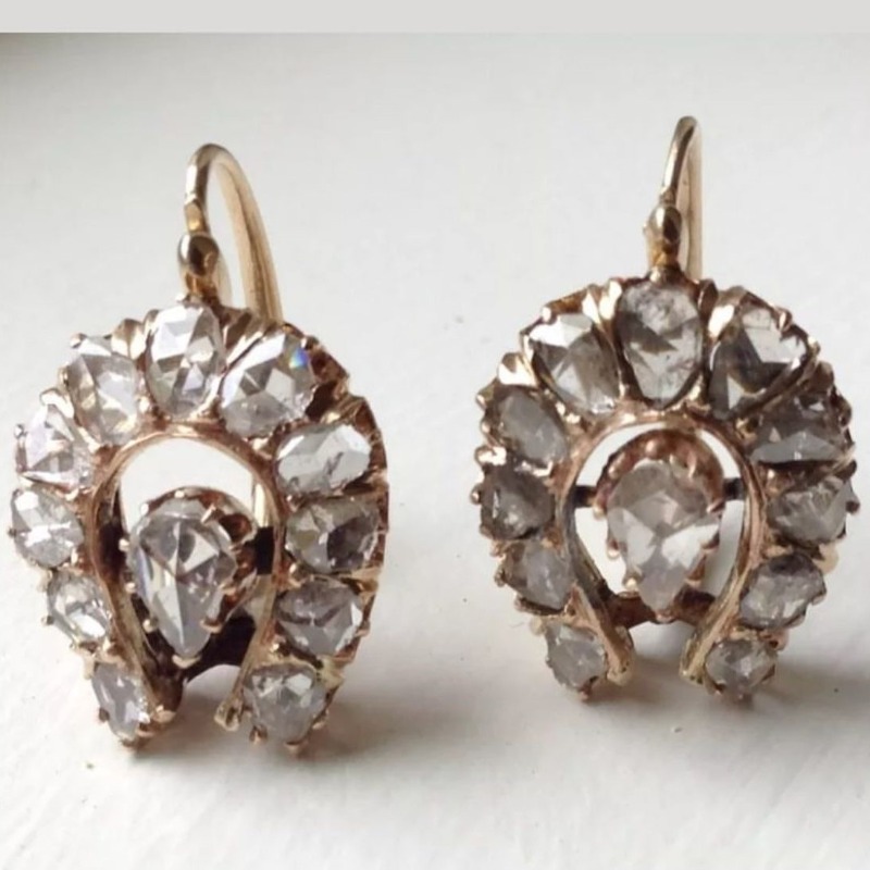 Women's U-Shaped Water Droplet Pendant Earrings with Zirconia