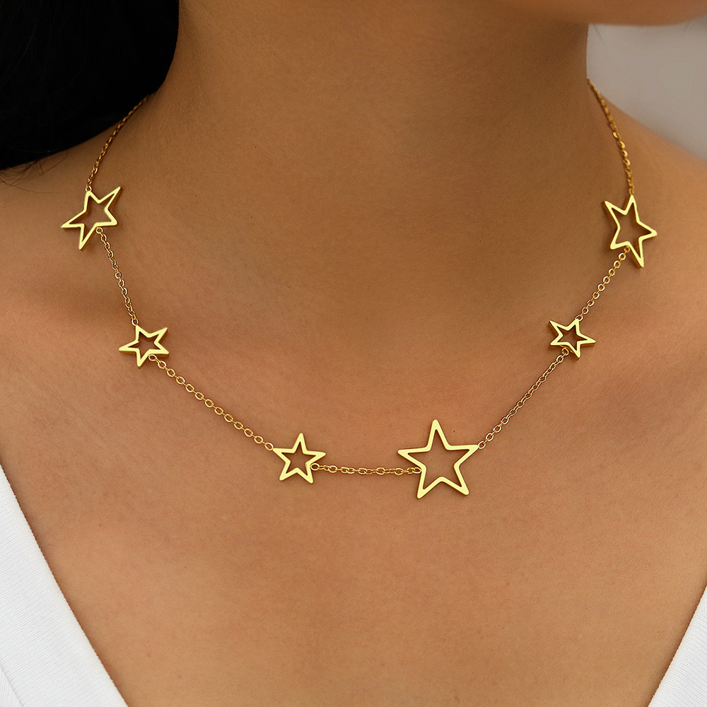 

Build, Elegant Golden-tone Stainless Steel Star Necklace - Chic Hollow Design, Chain For Casual Attire And Gifting