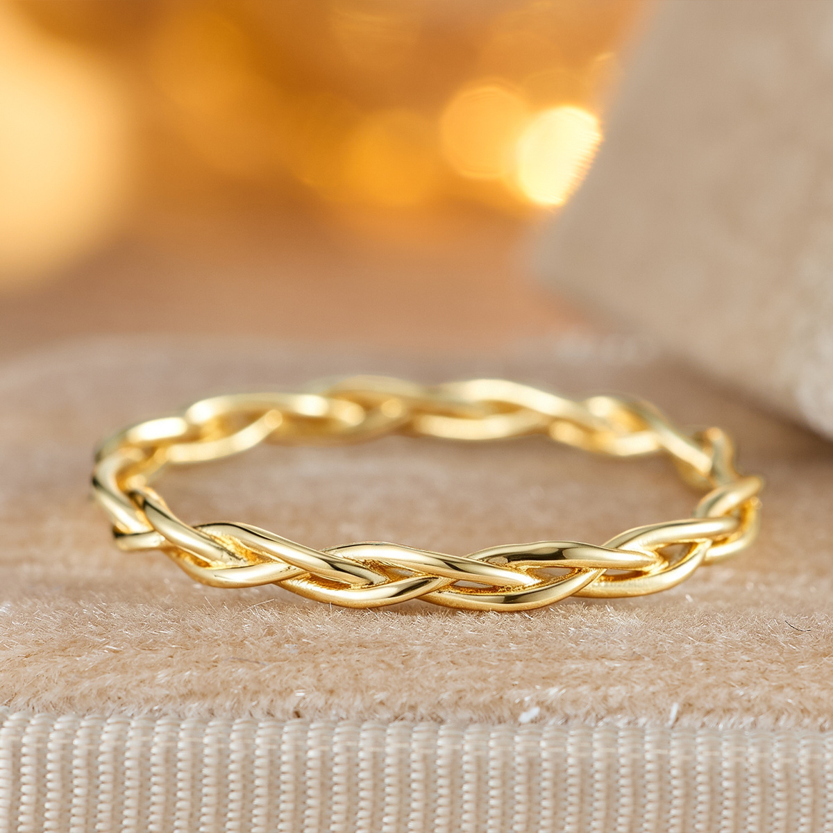 Women's Simple Twisted Braided Band Ring, Elegant Design