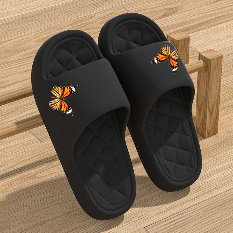 

Chaussons EVA Confortables pour Femmes avec Design Papillon - Légers, Antidérapants, Chaussons Noirs Toutes pour la Détente à , Design Simple, Utilisation , Chaussons EVA