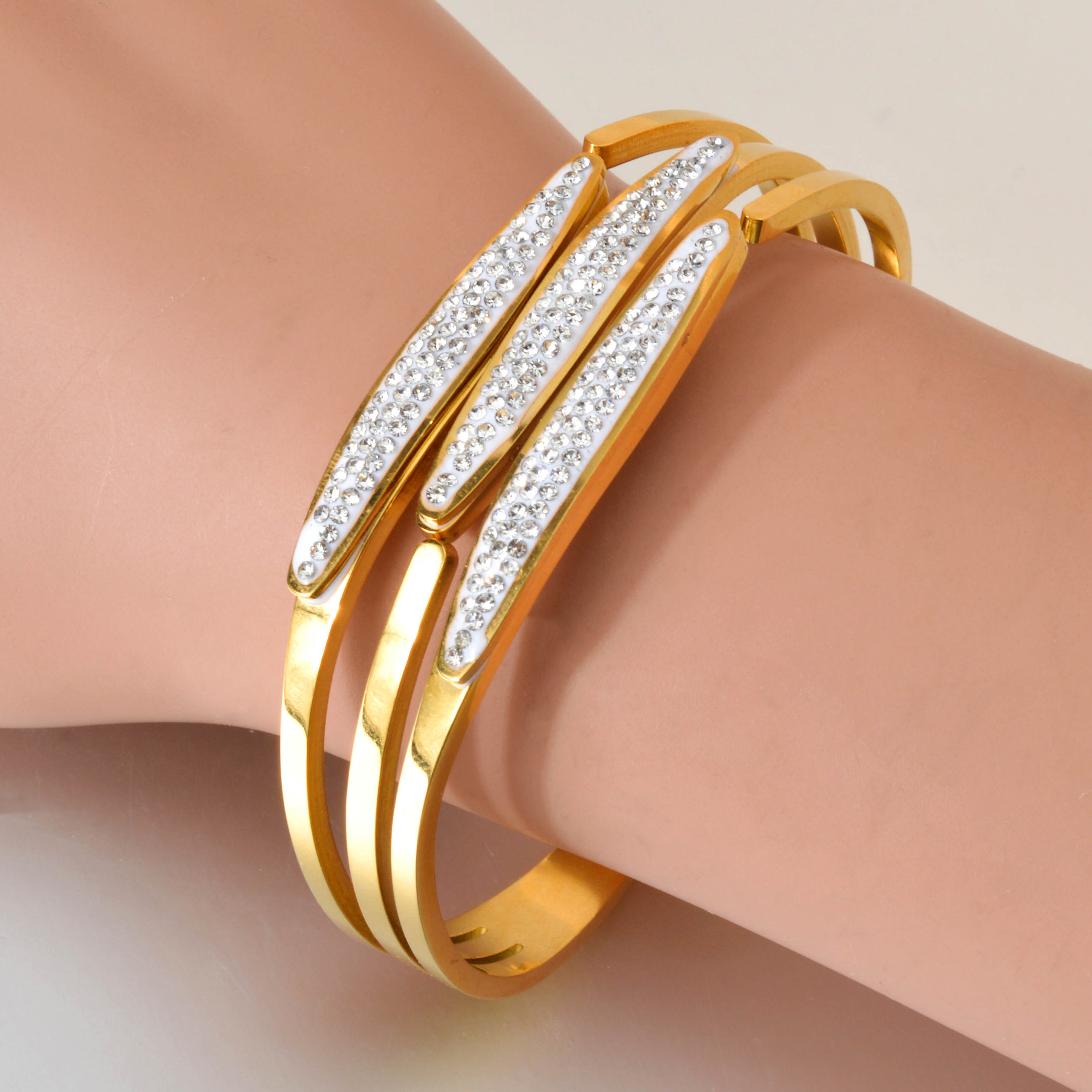 Geometric Design Stainless Steel Bracelet for Men and Women