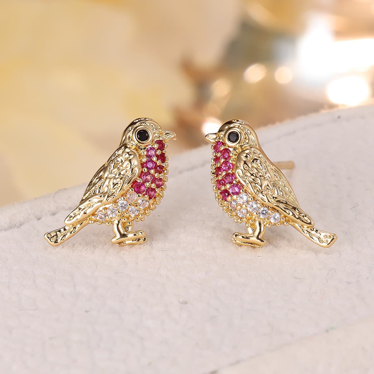 TEMU 1 Pair Fairy Tale Vibe Shiny Stud Earrings Inlaid Gradient Pink White Synthetic Zirconia, Minimalist Gentle Unisex Jewelry, Ideal For Daily