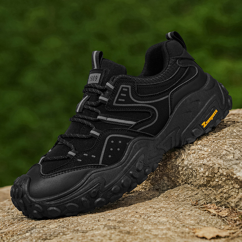 Men's Comfortable Thick-Soled Casual Athletic Shoes