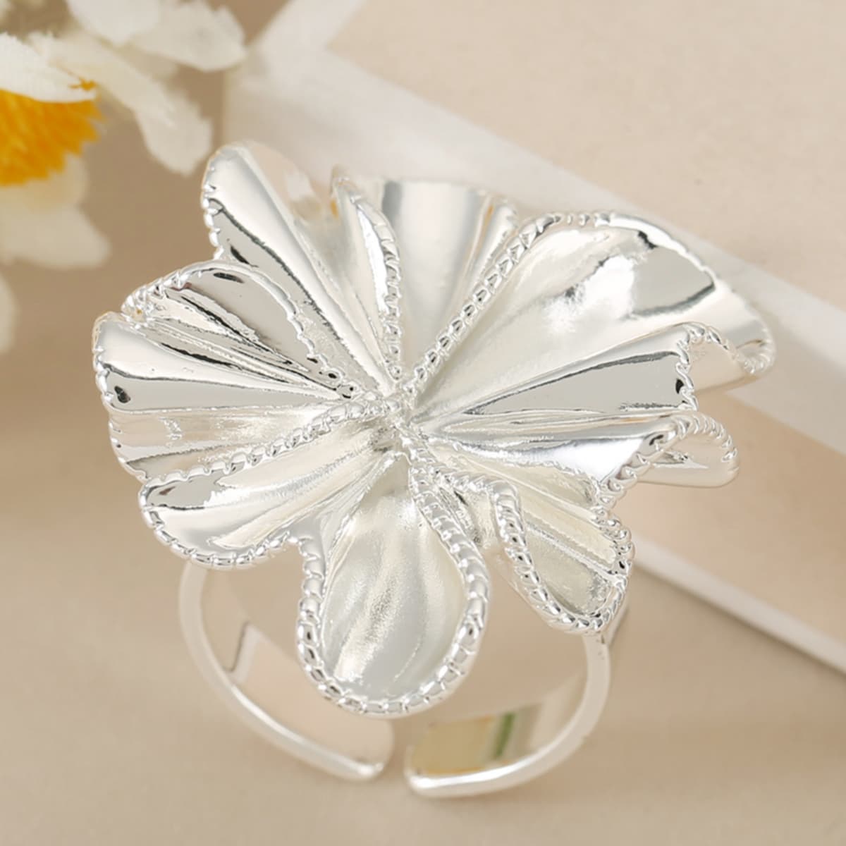Women's Copper Lace Pleated Texture Floral Open Ring