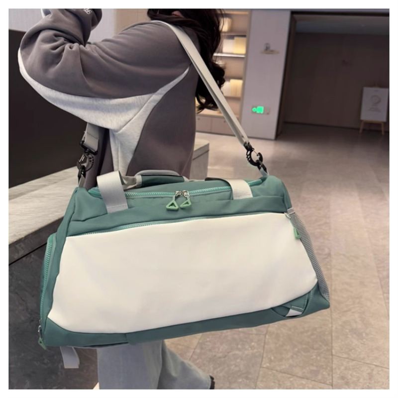 Gran Capacidad Bolsa de Gimnasio y Viaje - Convertible en Mano, Hombro o Mochila con Cierre de Cremallera - Equipaje Ligero y Duradero para Mujeres/Hombres, Negocios, Vacaciones, Yoga, Gimnasio - Compartimento Principal Espacioso & Organizador Frontal - Bolso Diario, Escapada de Fin de Semana, Diseño Minimalista, Correas Ajustables, Tote Portátil, Para Viajeros Frecuentes, Equipo Deportivo, Versátil, Costuras Reforzadas, Estilo Activo