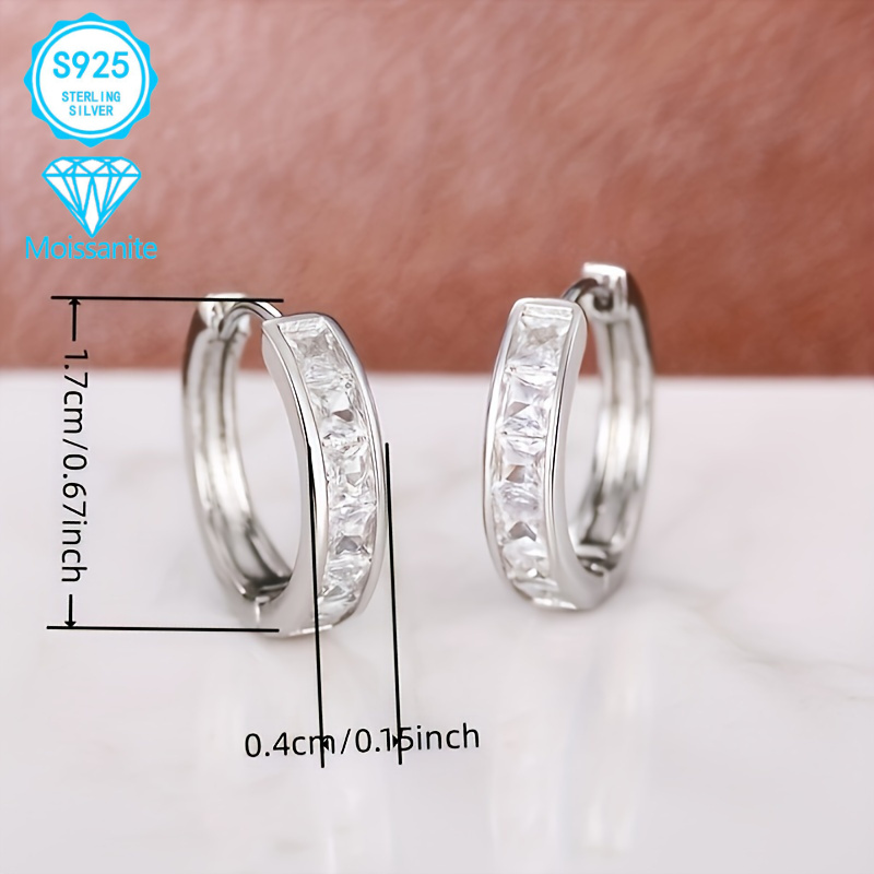   925 sterling silver moissanite earrings fashionable and simple sparkling daily wear for women hypoallergenic nickel free lightweight earrings suitable for any outfit and date as a gift for women Product details 1