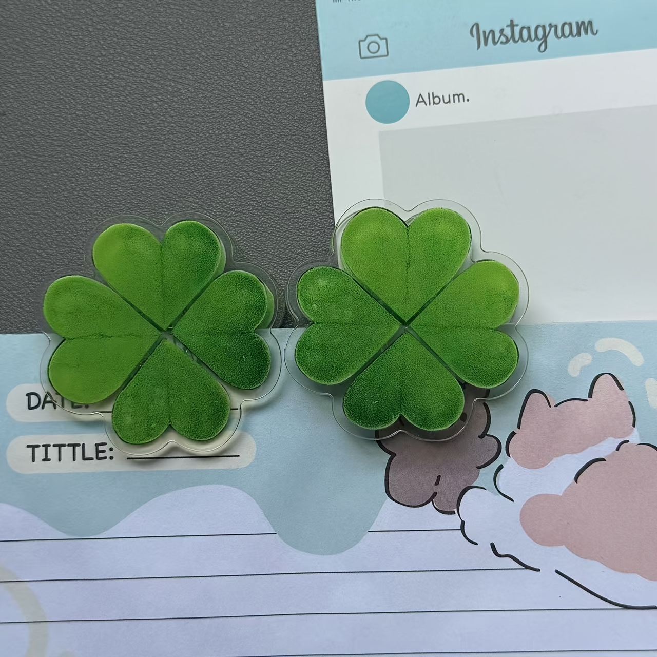TEMU 2pcs Clover Photo & Paper Clips - Green Suitable For Desk Decor, Journaling, Scrapbooking, School Supplies, Office, Durable Plastic Clover Clips