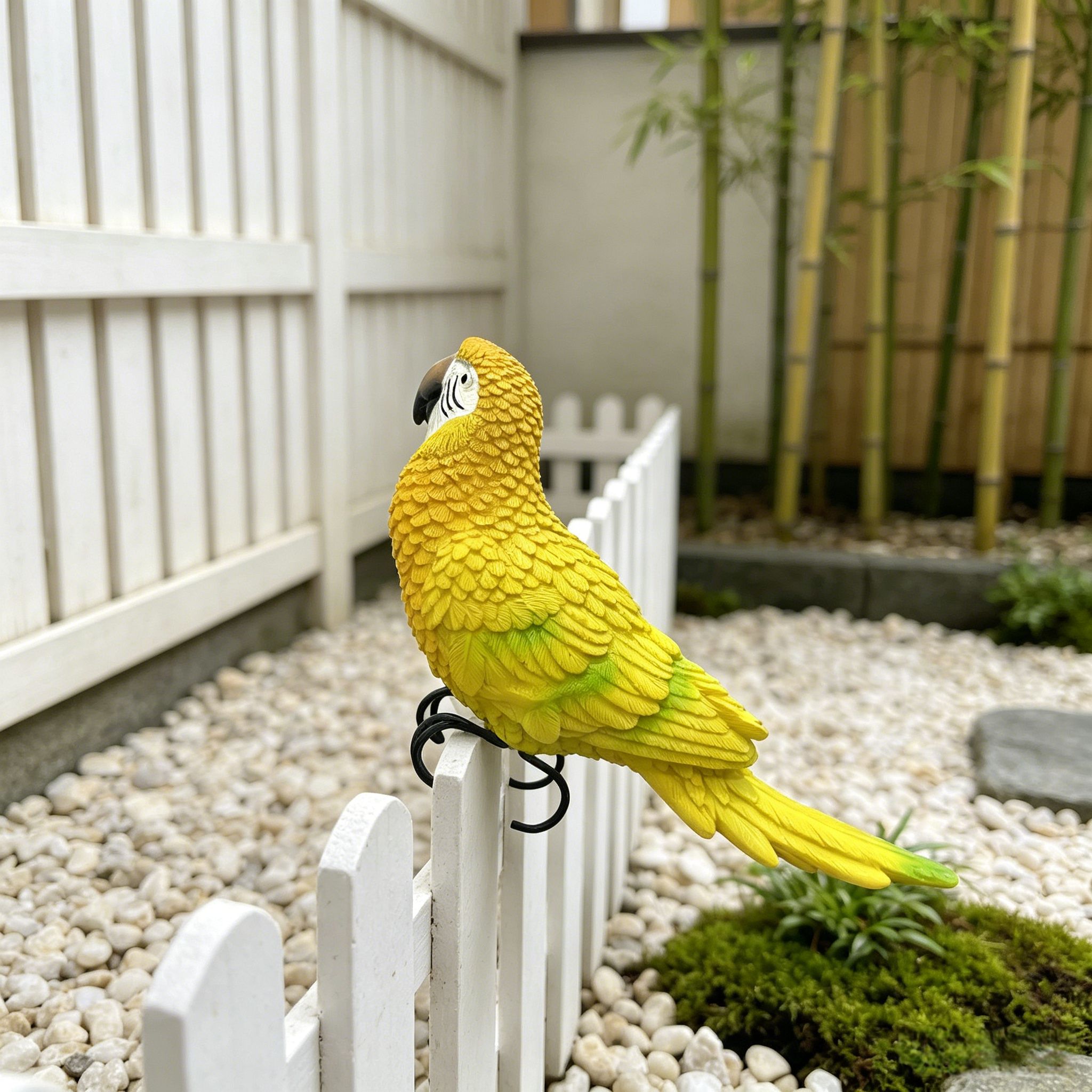 TEMU 1pc Resin Clip Ornament, Lifelike Macaw Bird Fence Hanging Statue, Outdoor Garden Balcony Fence Decor, Tree Branch Clamp Animal Figurine,