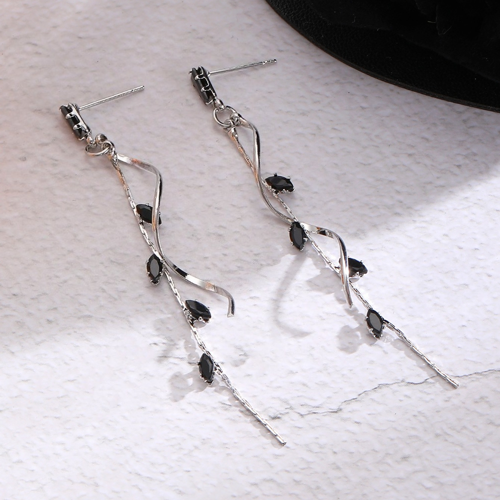 Exquisite Tassel Earrings with Synthetic Zirconia, Elegant Design