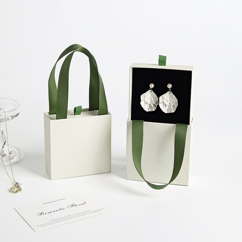 Customizable Pull-out Jewelry Box, Elegant Storage Solution