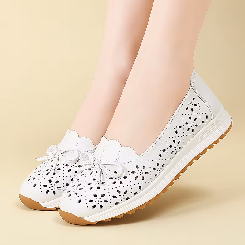 retro lace hollow womens shoes lightweight and breathable flat shoes comfortable mother shoes slip on casual shoes women shoes sneakers details 3