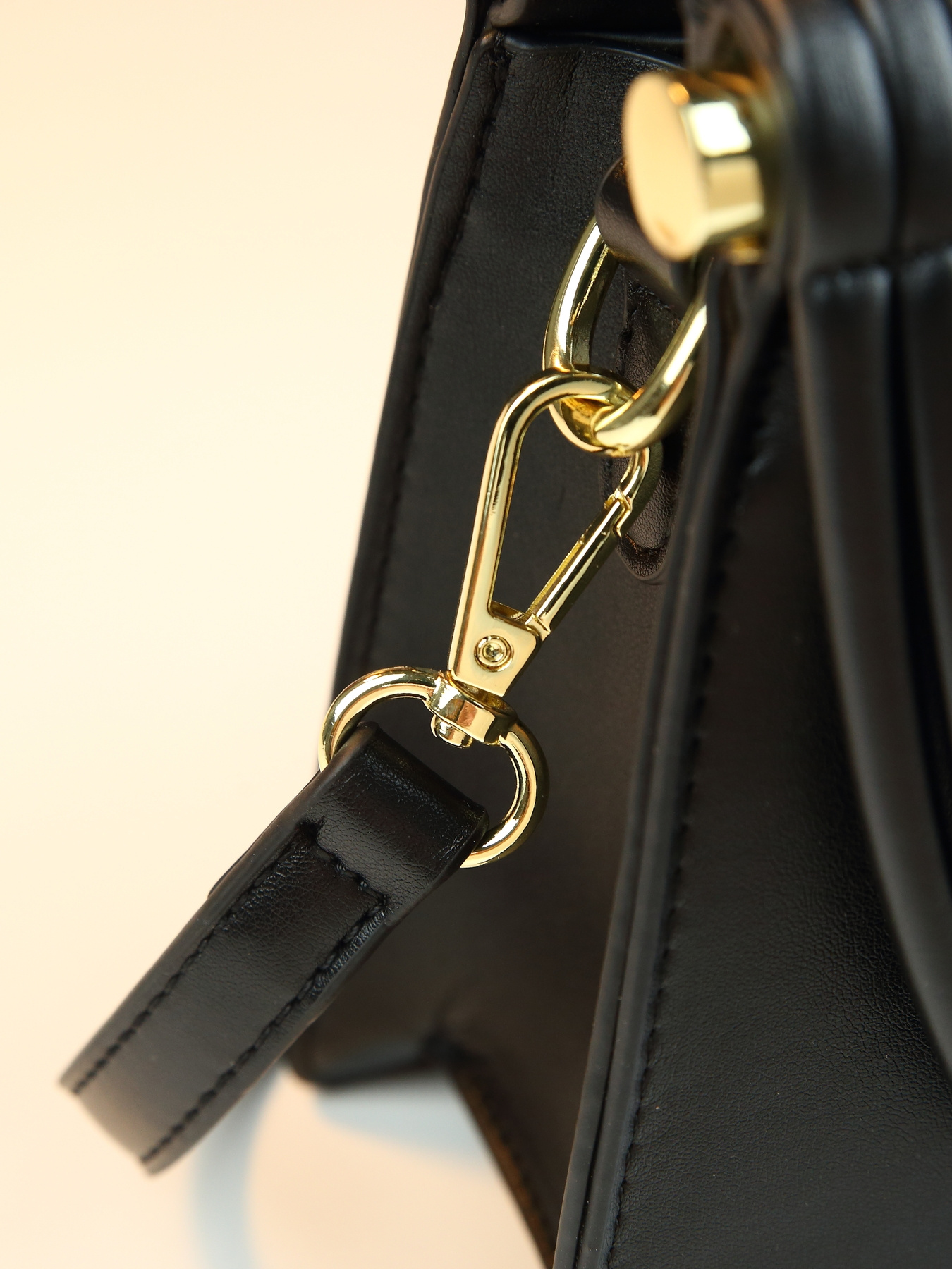 Stylish Solid Color Line Design Handheld Small Square Evening Bag for Women