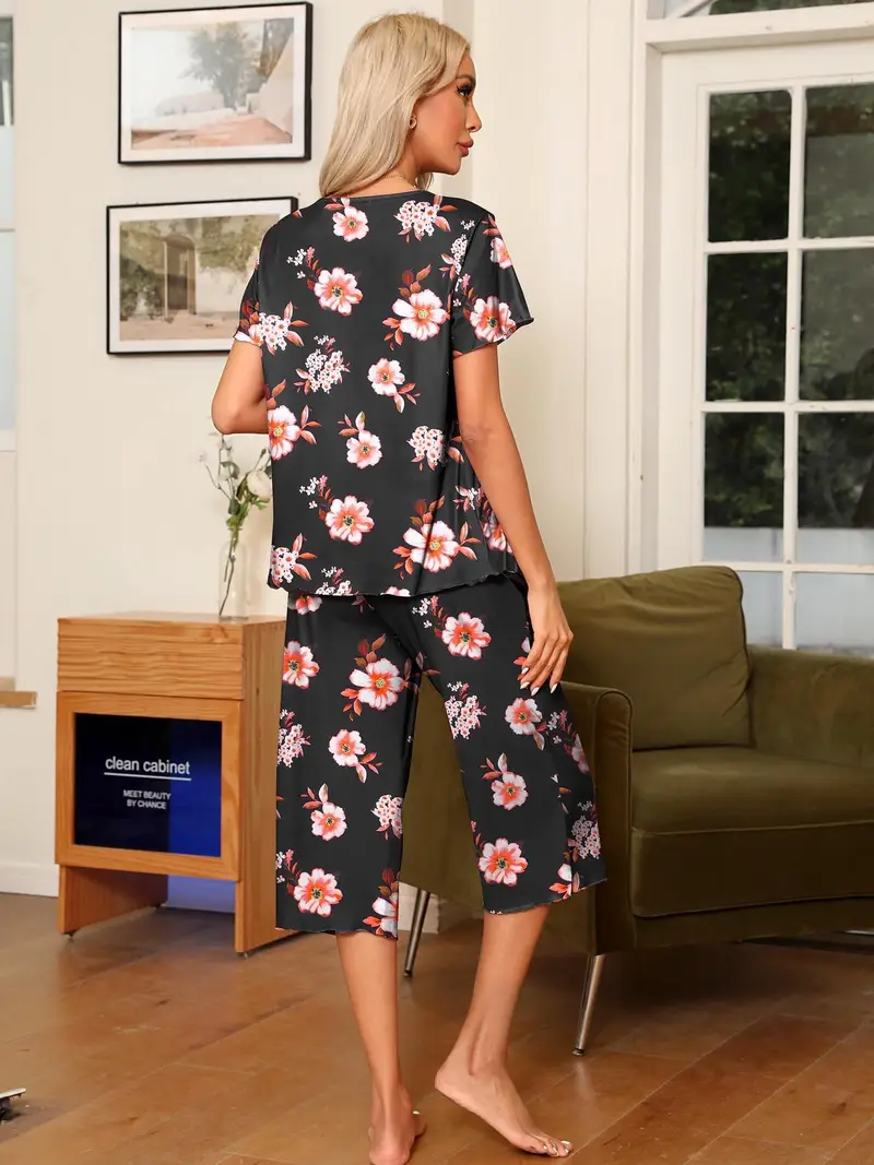 Dames capri pyjama kopen? Comfortabel slapen begint hier | Underwear District Dames capri pyjama kopen? Comfortabel slapen begint hier | Underwear District