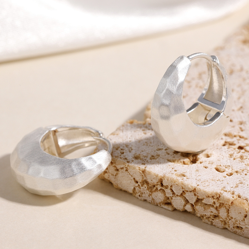 TEMU Pendientes circulares gruesos cepillados para mujer con de y aros abrazaderas, joyería de moda adecuada para uso diario como para fiestas