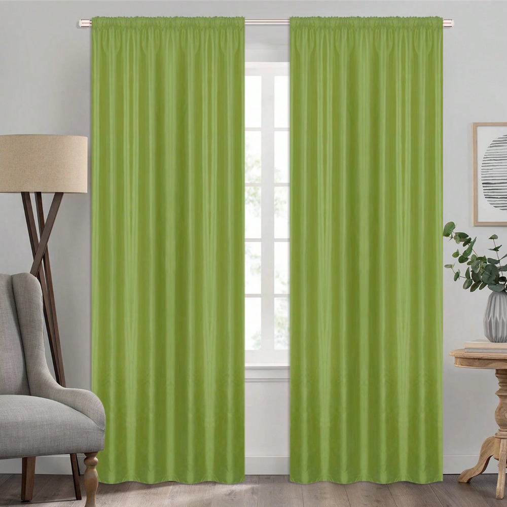 A Set Of 2 Blackout Curtains With A Smooth , The Perfect Window Decoration For Bedrooms Or Living Rooms.