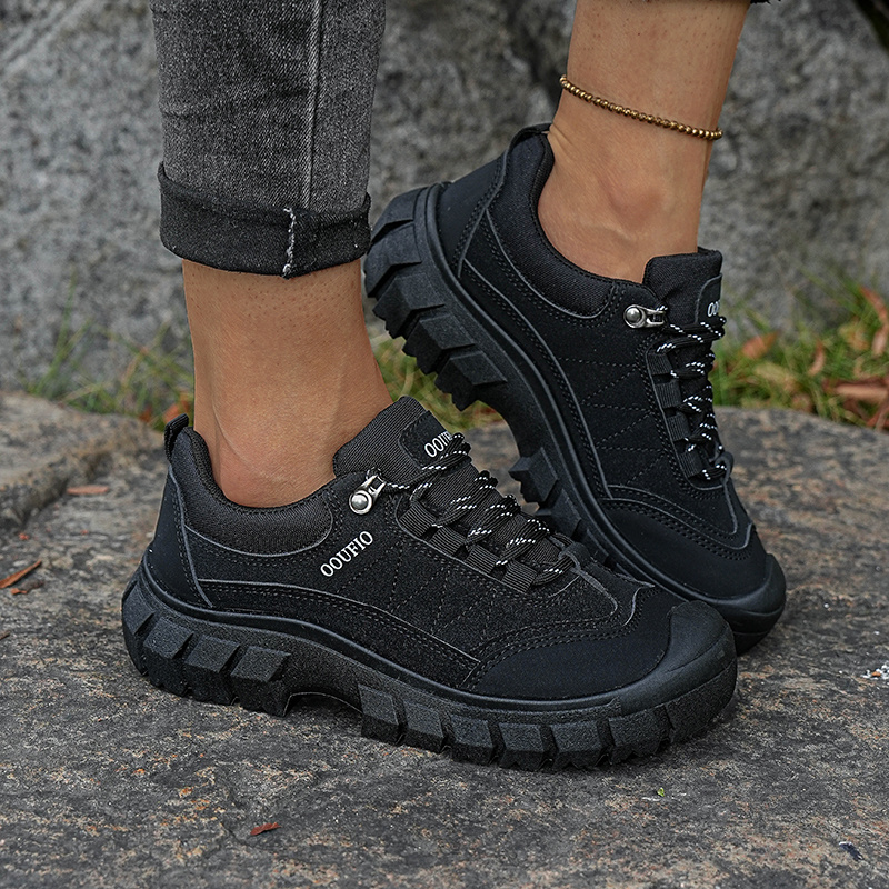 Lightweight Thick-Soled Women's Trendy Athletic Shoes