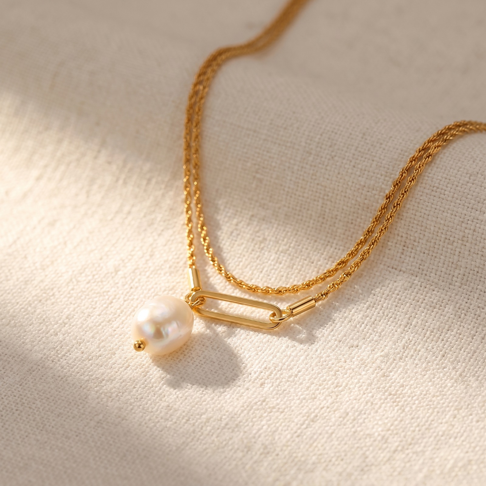 Women's 18K Gold-Plated Twisted Rope Chain Necklace with Pearl
