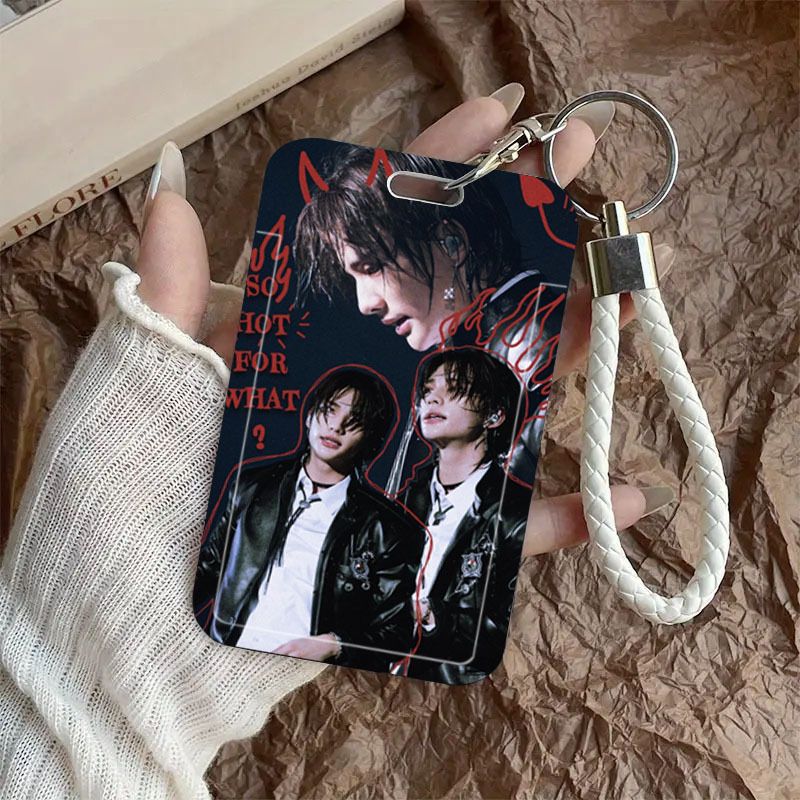 TEMU Porte-cartes d'identité 2D sur le thème K-Pop avec cordon et coulissante, comprenant un étui à cartes en plastique durable avec une fenêtre
