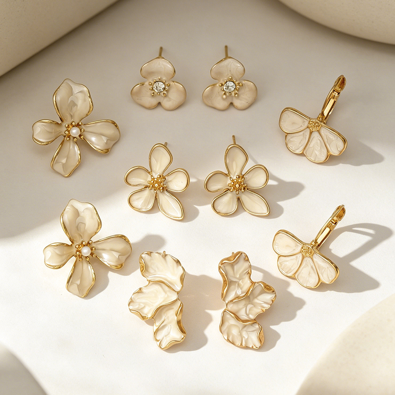 TEMU 10pcs (10pcs) Women's -plated Bohemian Maple Leaf & White Flower Stud Earrings - Suitable For Daily Wear, Weddings, Vacations, Parties, Elegant