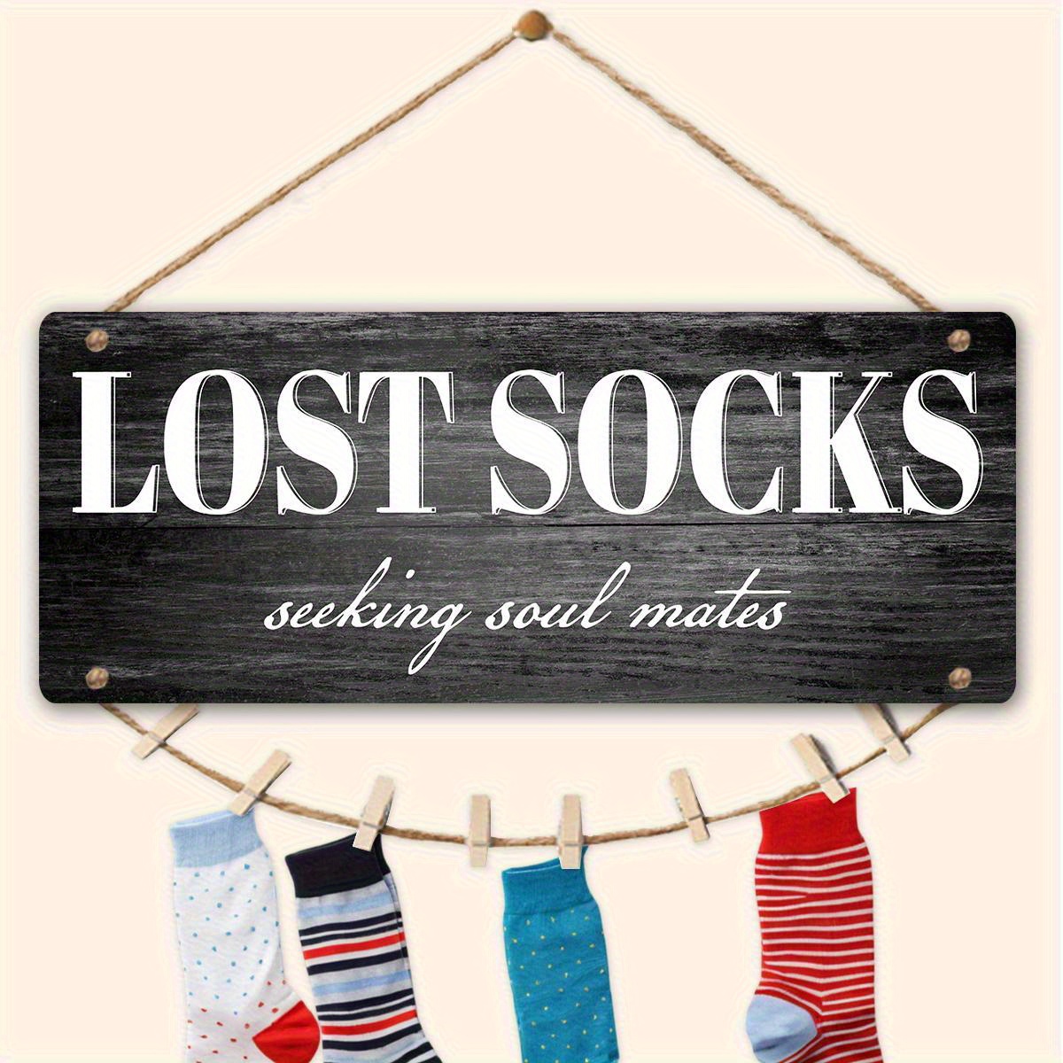 TEMU 1 Set Lost Socks Laundry Wooden Signs - Laundry Room Decor, For Socks, Hanging Sign, Laundry Room Wall Decor, Socks Sign With 8pcs Wooden Clips