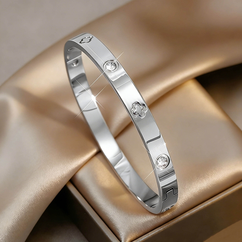 TEMU Bracelet à Feuilles en Acier Inoxydable Tendance, Plaqué avec , Bijoux Anti-Allergiques et Anti-Décoloration, Idéal pour et Cadeaux de Fêtes