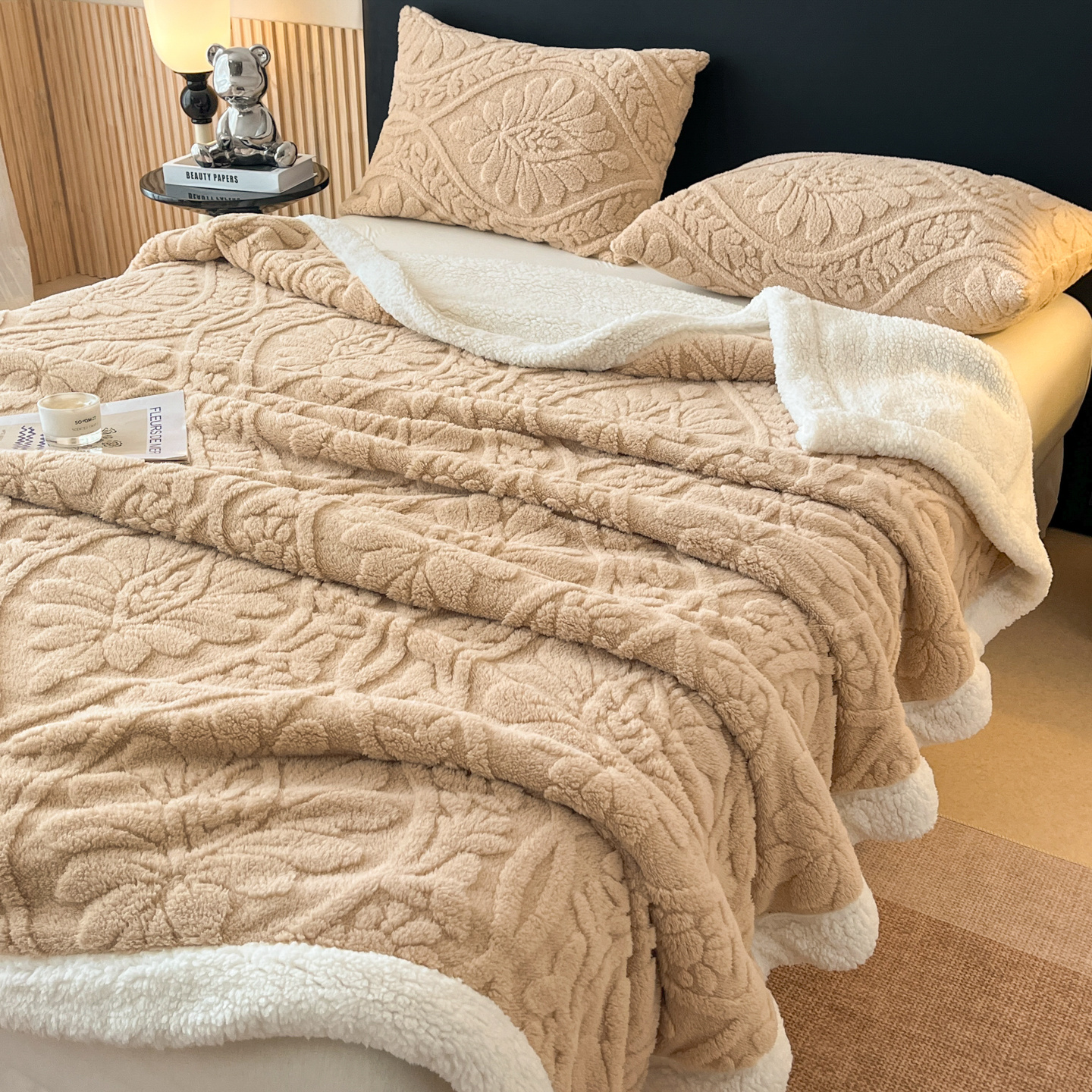 Ultra Soft Cozy Fleece Blanket Queen Size Warm Thick Fluffy Plush Bed Blanket For Fuzzy Comfy Coverlet For Couch Gift Idea