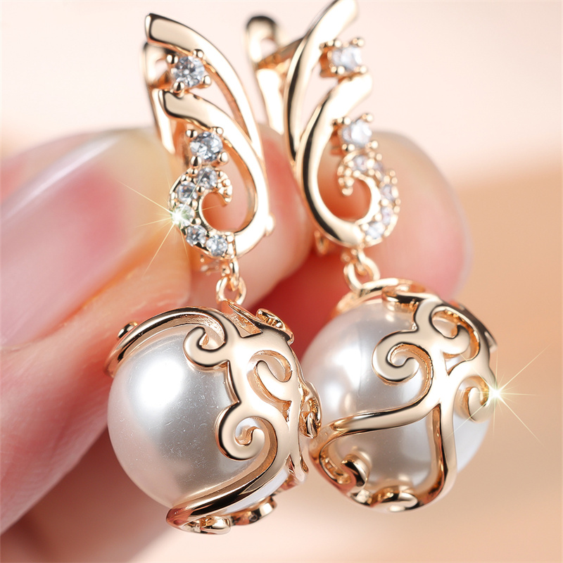 TEMU Un par de aretes de percha con clip, de de falsa y de , redondos, color dorado champán, con estilo de vacaciones, festivos, clásicos, elegantes,