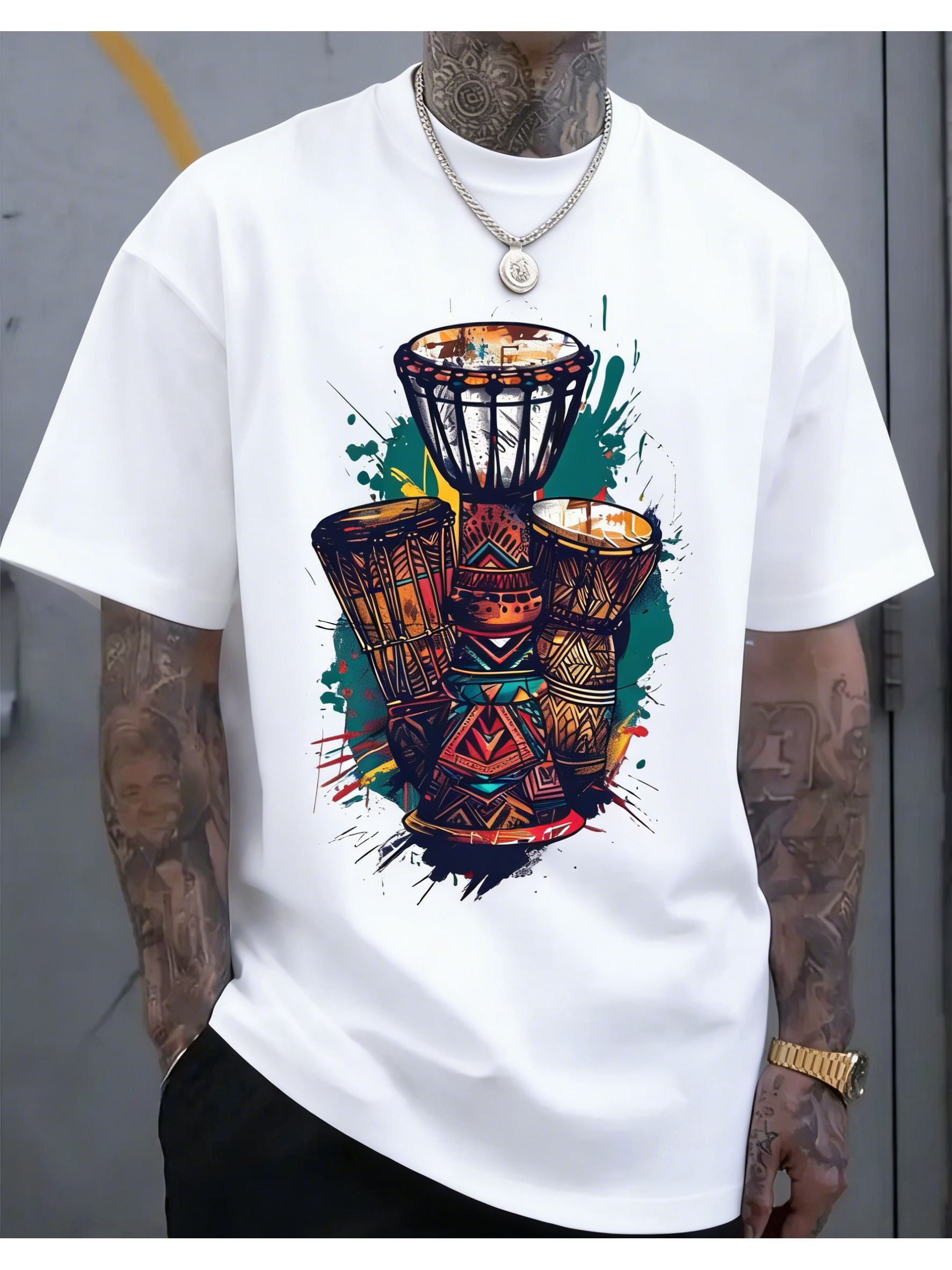 T-Shirt de Manga Curta Estilo Étnico Africano com Estampa 2D de Tambor