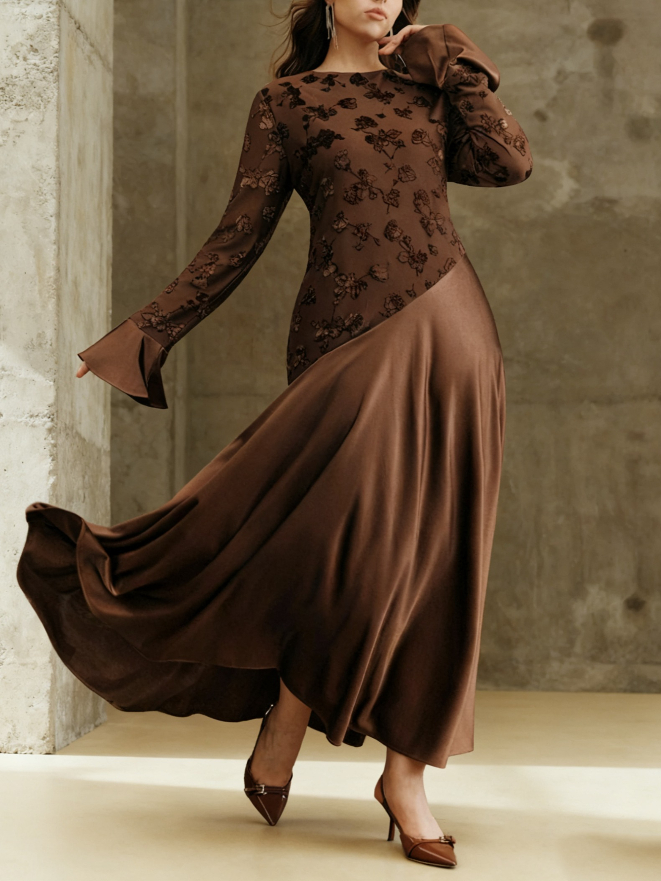Plus Size, Women's Elegant Plus-Size Long Dress - Vintage Formal Party  Wedding Guest Gown with Long Sleeves, Loose train suitable for  Autumn/Winter, Hand Washable Special Occasion Attire