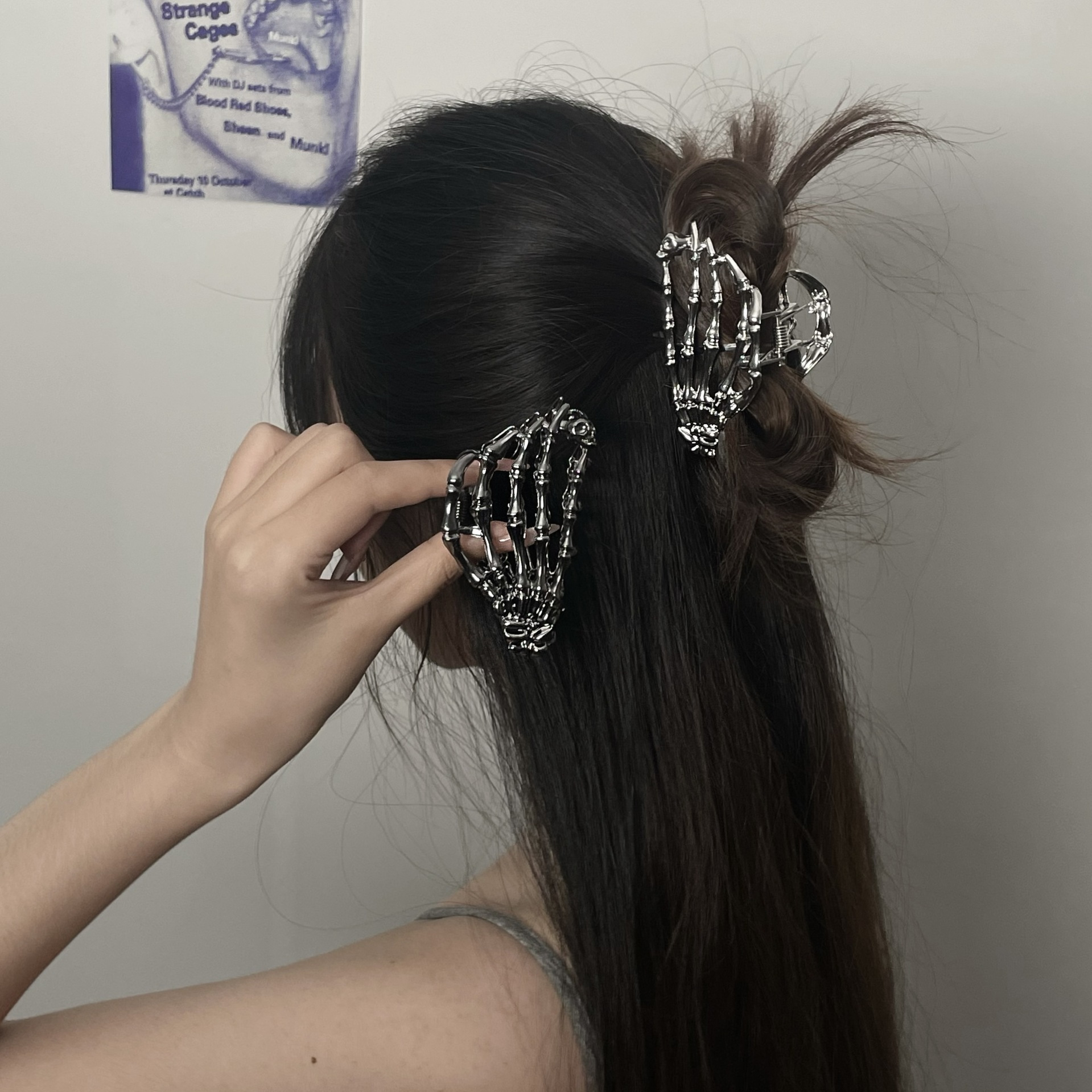 1pc fashionable punk style versatile skull hand hair claw - Temu